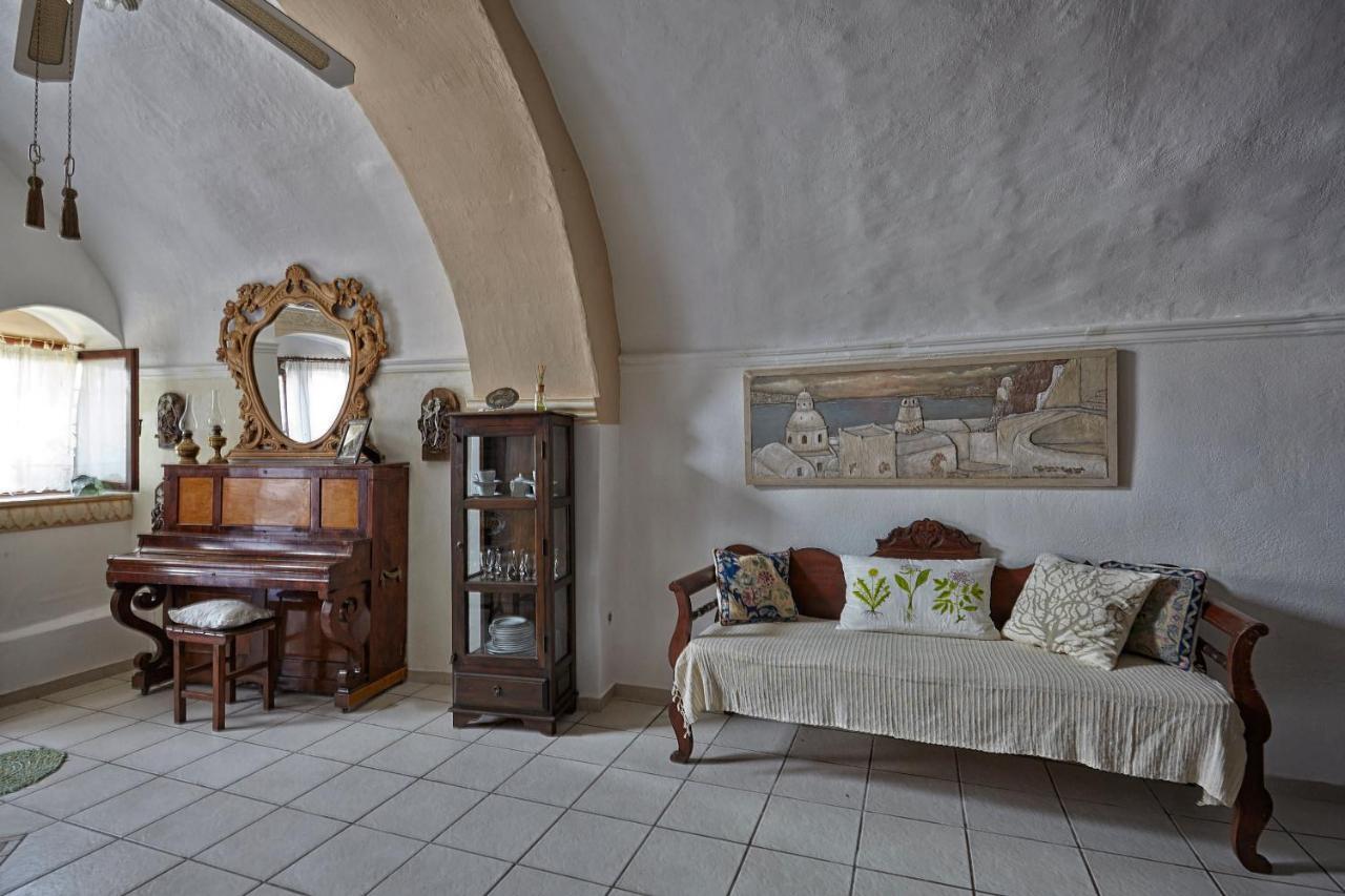 Santorini Cave Houses Vothon Luaran gambar